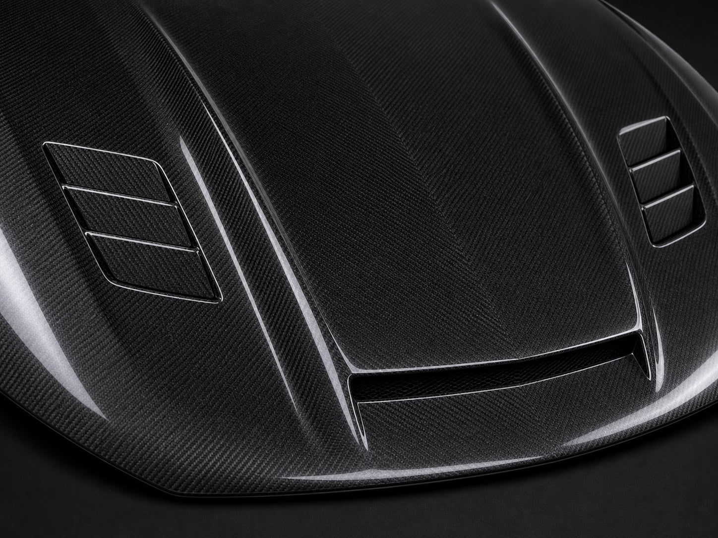 2018-2024 BMW X3 G01 / X4 G02 Carbon Fiber Hood - Detail closeup
