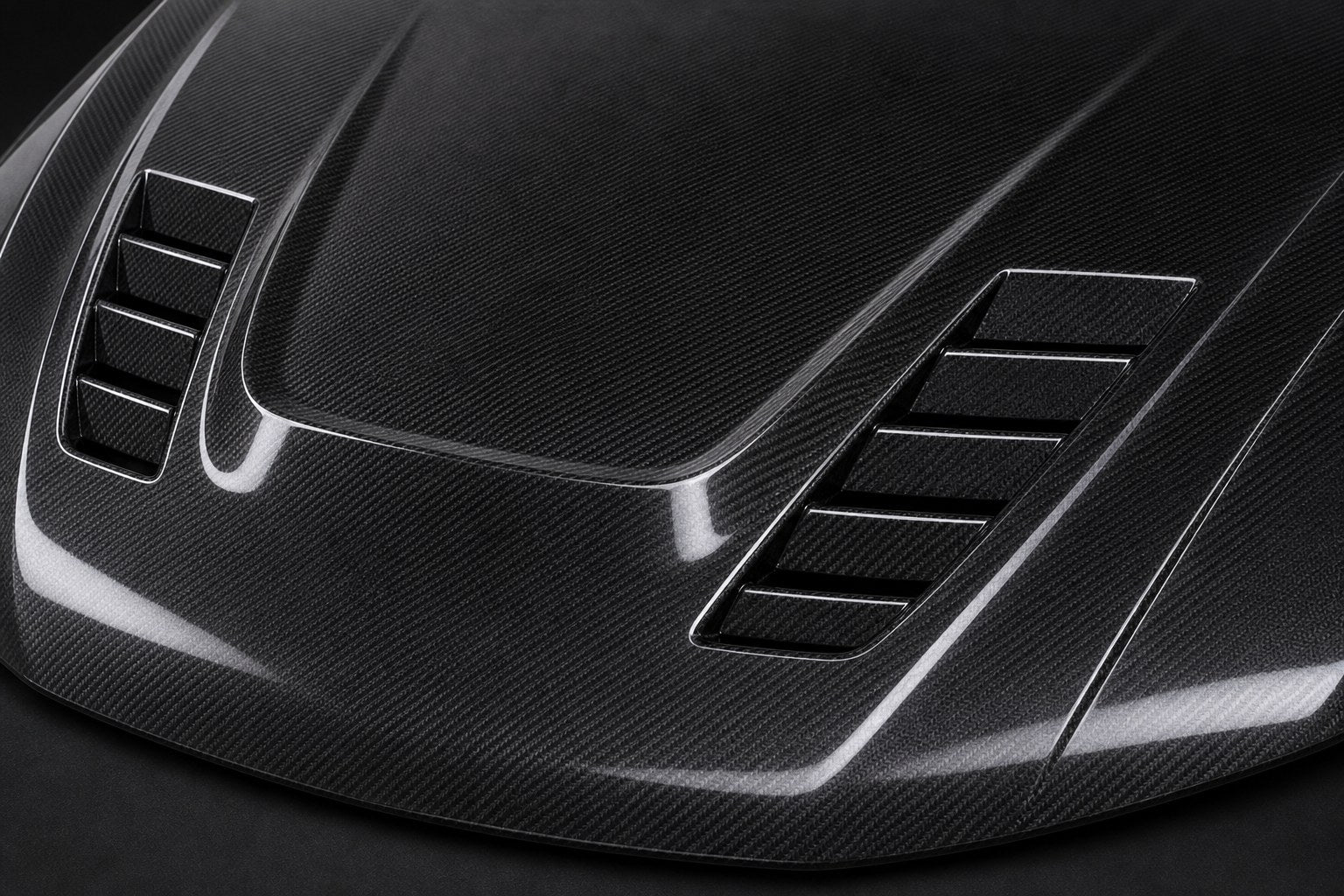 2011-2016 BMW 5 Series F10 / M5 F10 DTM Style Carbon Fiber Hood - Detail closeup