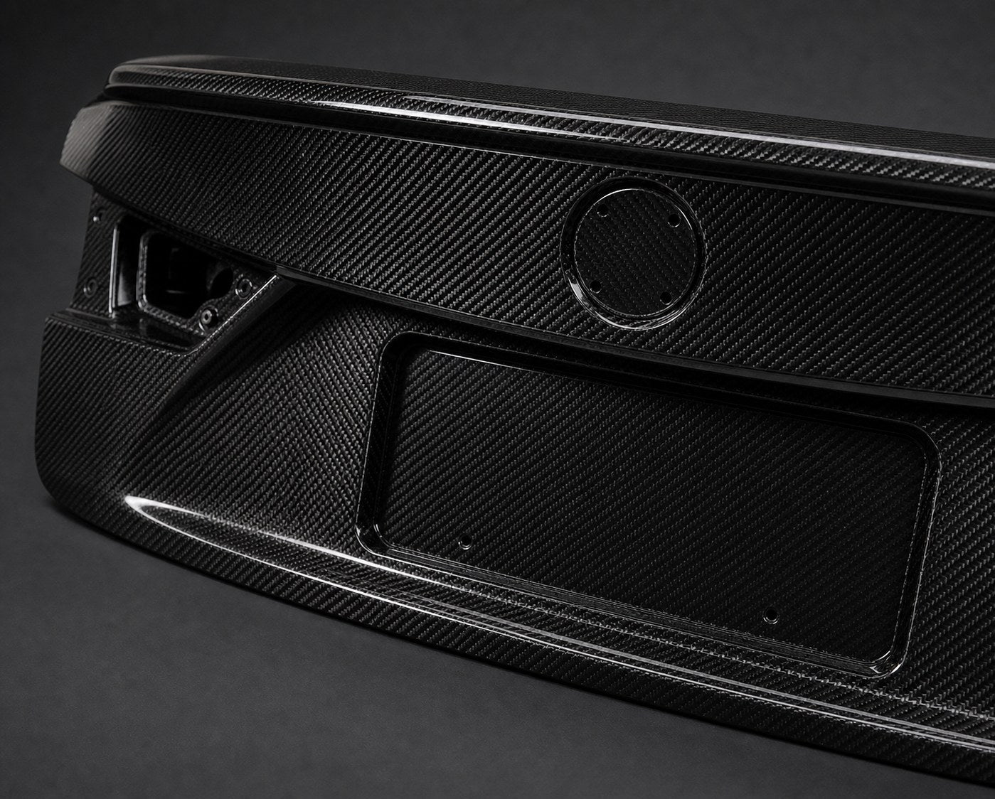 2014-2020 Lexus IS XE30 Carbon Fiber Decklid - Detail closeup