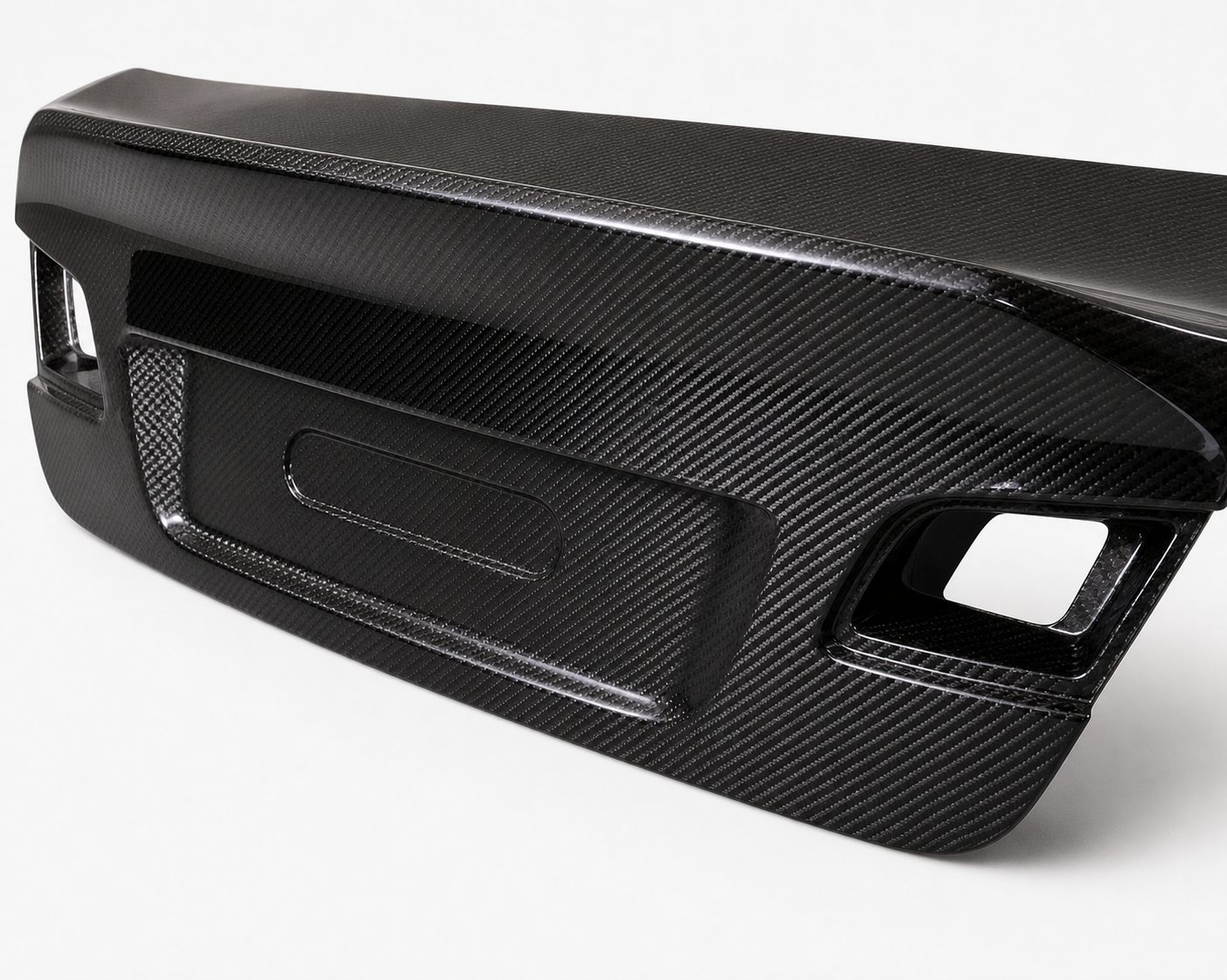 2007-2013 BMW 3 Series E92 Carbon Fiber Decklid - Detail closeup