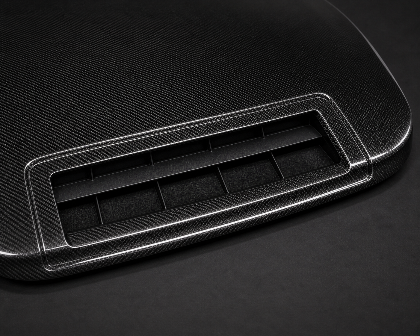 2007-2014 Toyota FJ Cruiser Carbon Fiber Hood - Detail closeup