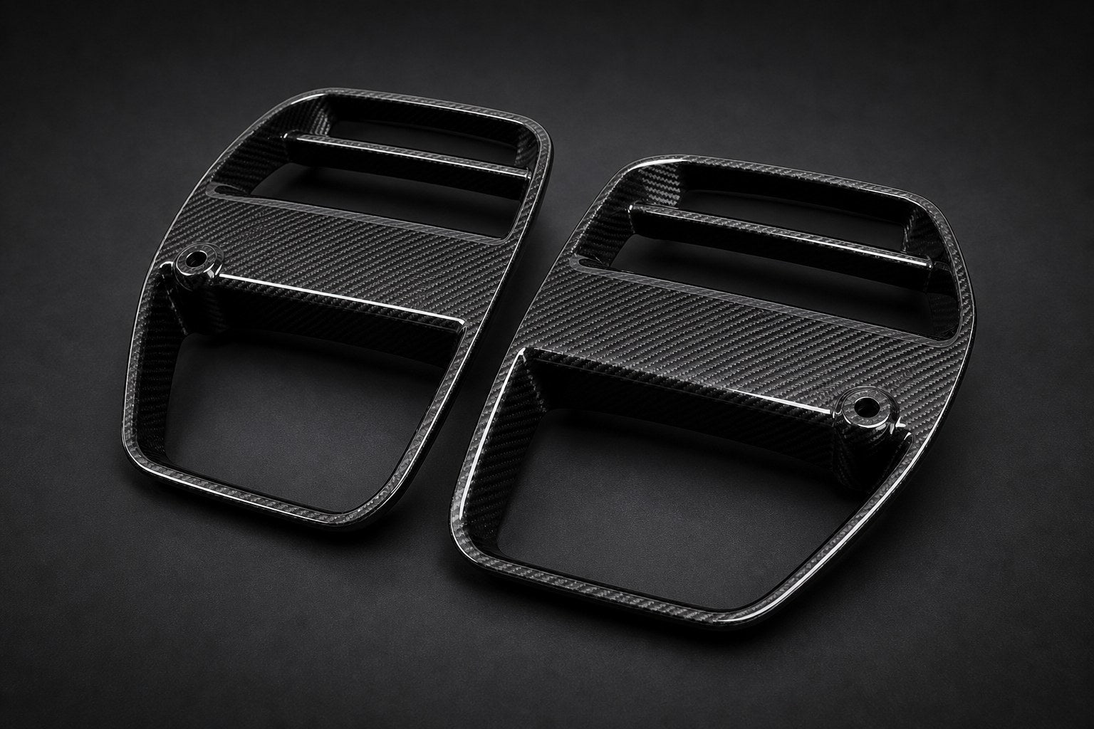 2021-2026 BMW M3 G80 / M4 G82 Carbon Fiber Grille / Trim - Alternate angle