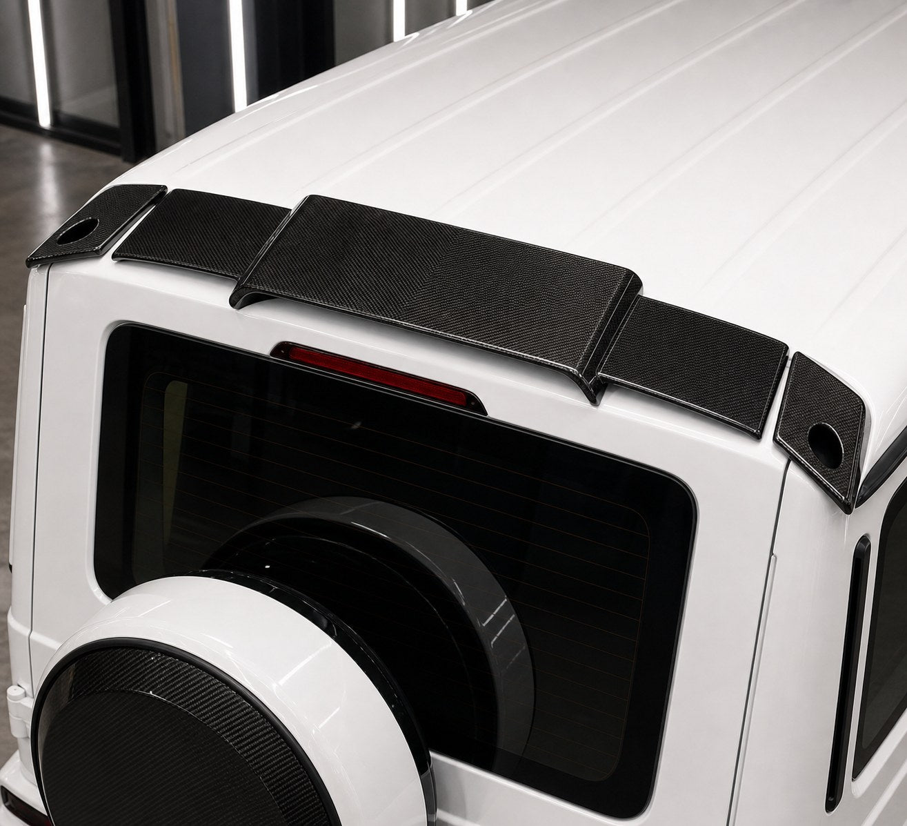 2019-2024 Mercedes-Benz G-Class W463A/W464 Dry Carbon Fiber Roof Spoiler - Installed context