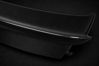 2015-2023 Ford Mustang S550 Carbon Fiber Decklid Panel - Detail closeup