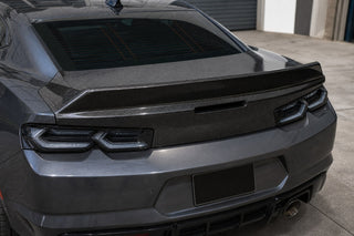 2016-2024 Chevrolet Camaro Carbon Fiber Decklid - Installed context