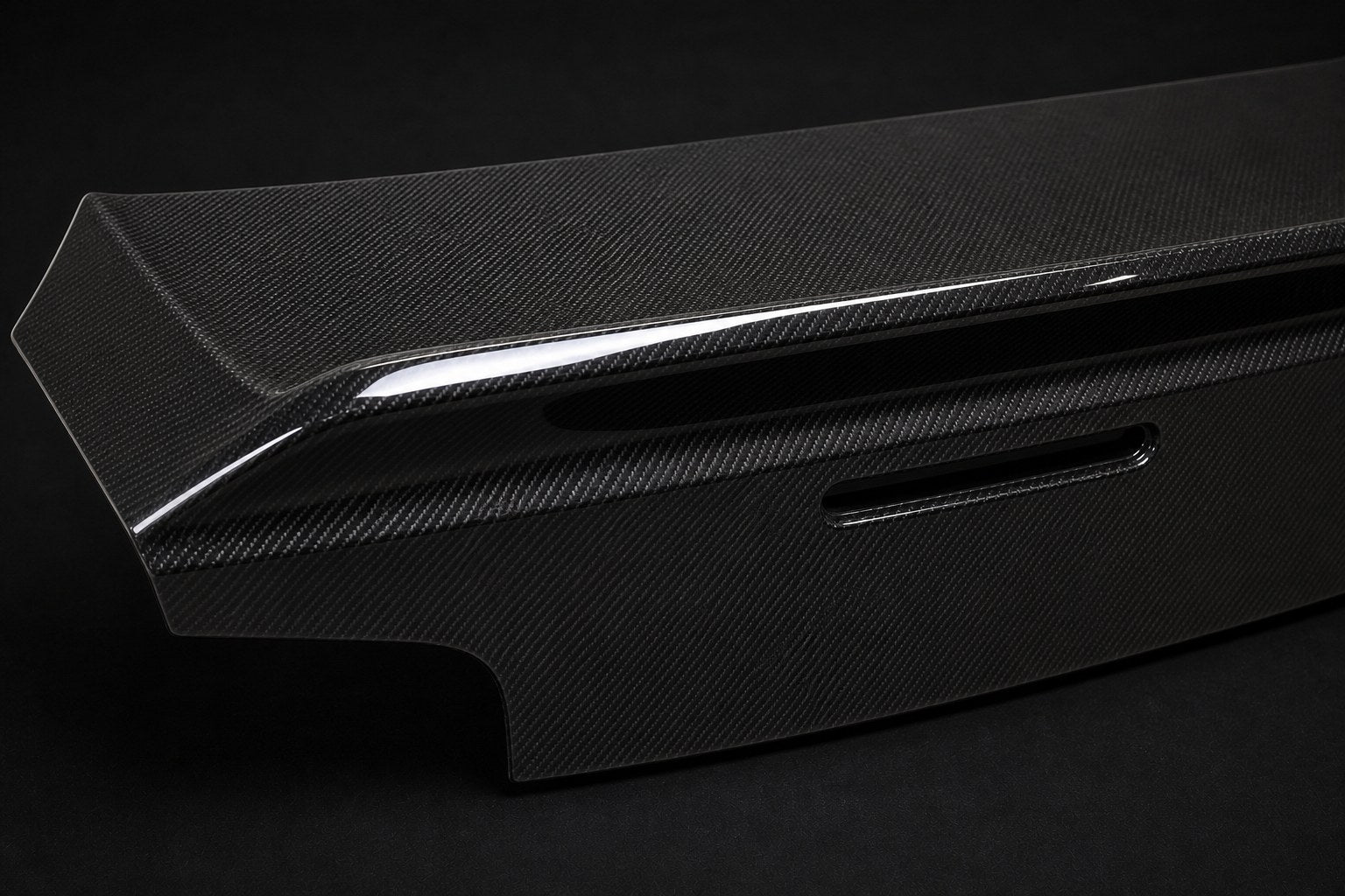 2016-2024 Chevrolet Camaro Carbon Fiber Decklid - Detail closeup