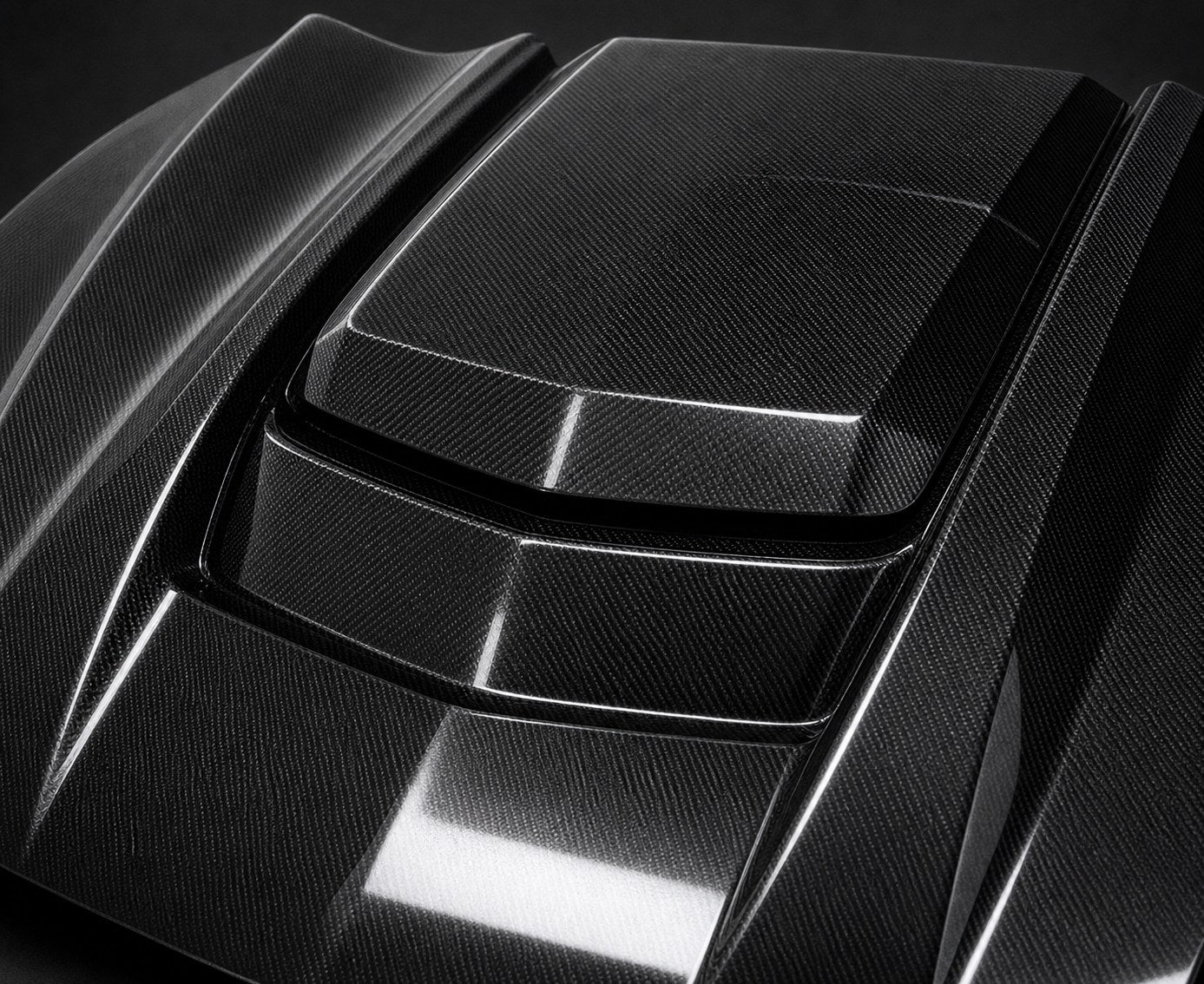 2014-2019 Chevrolet Corvette C7 ZR1 Style Carbon Fiber Hood - Detail closeup