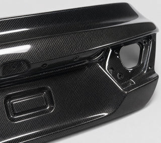 2018-2022 Honda Accord 10th Gen OEM Style Carbon Fiber Decklid - Detail closeup