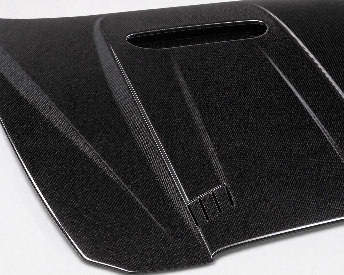 2012-2018 BMW 3 Series F30/F35 Carbon Fiber Hood - Detail closeup