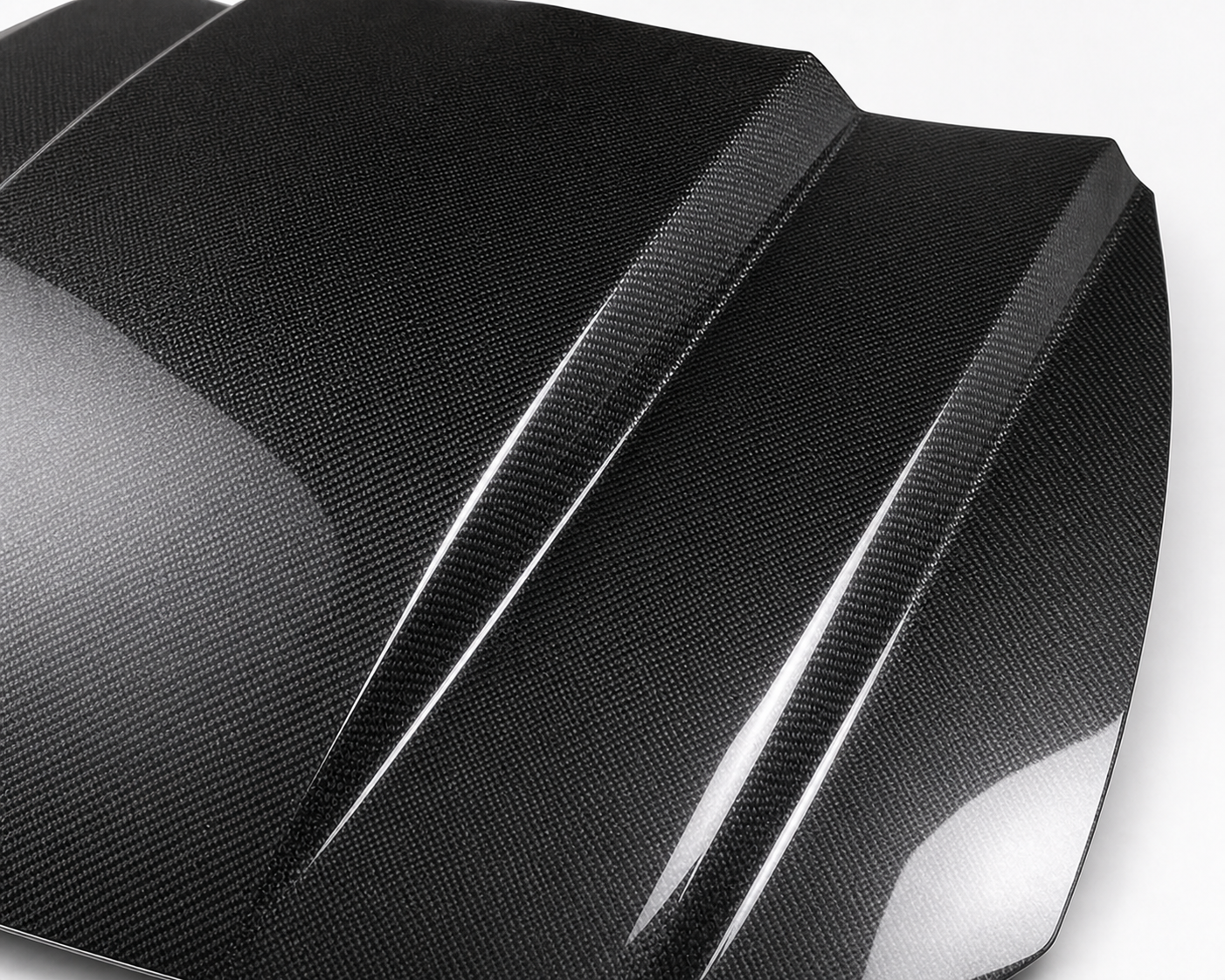 2013-2014 Ford Mustang S197 Facelift Carbon Fiber Hood - Detail closeup