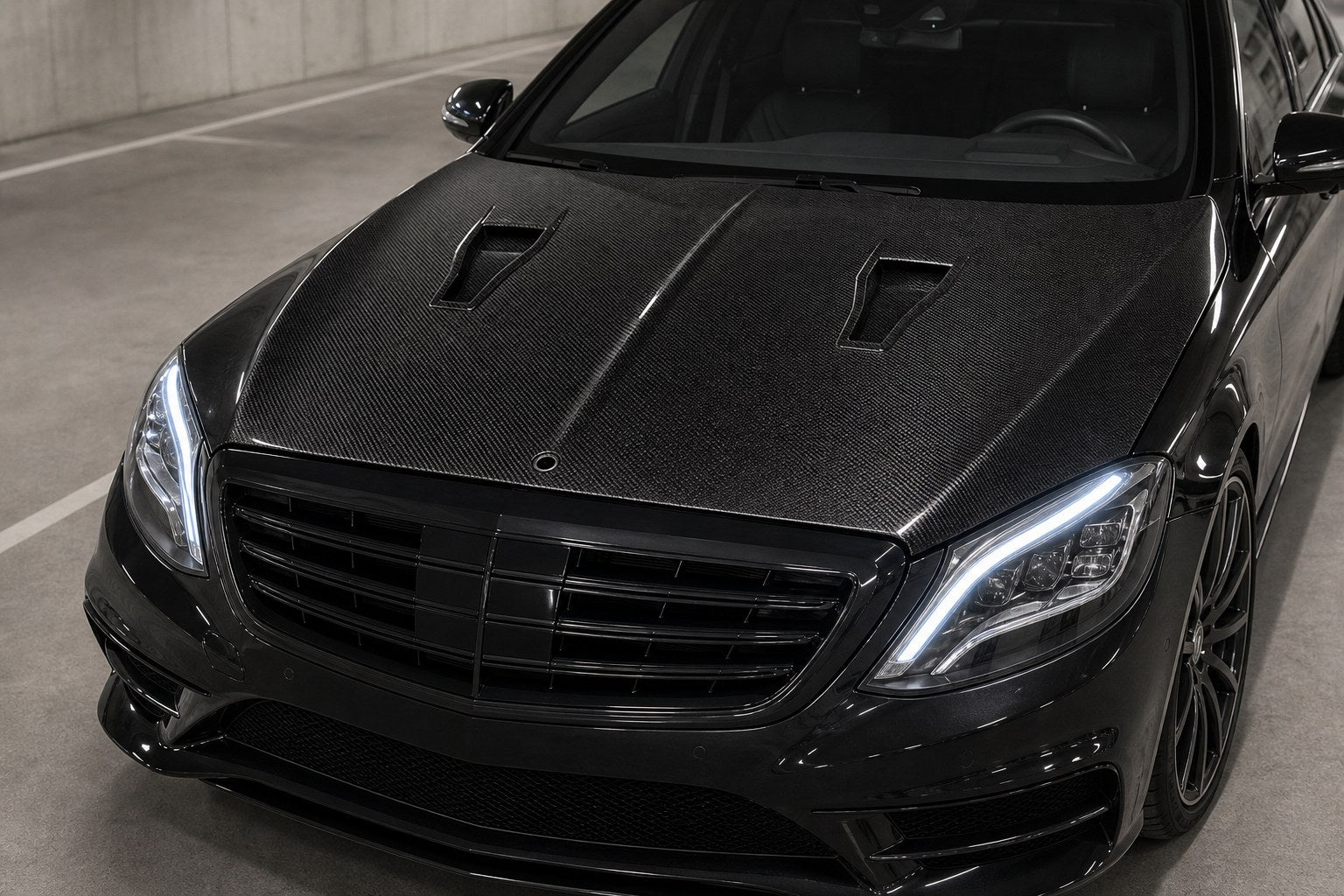 2014-2020 Mercedes-Benz S-Class W222 Double-Vent Carbon Fiber Hood - Installed context