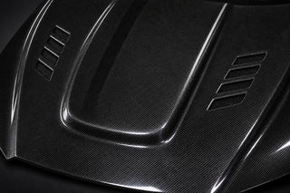 2015-2018 Porsche Cayenne 958.2 Carbon Fiber Hood - Detail closeup