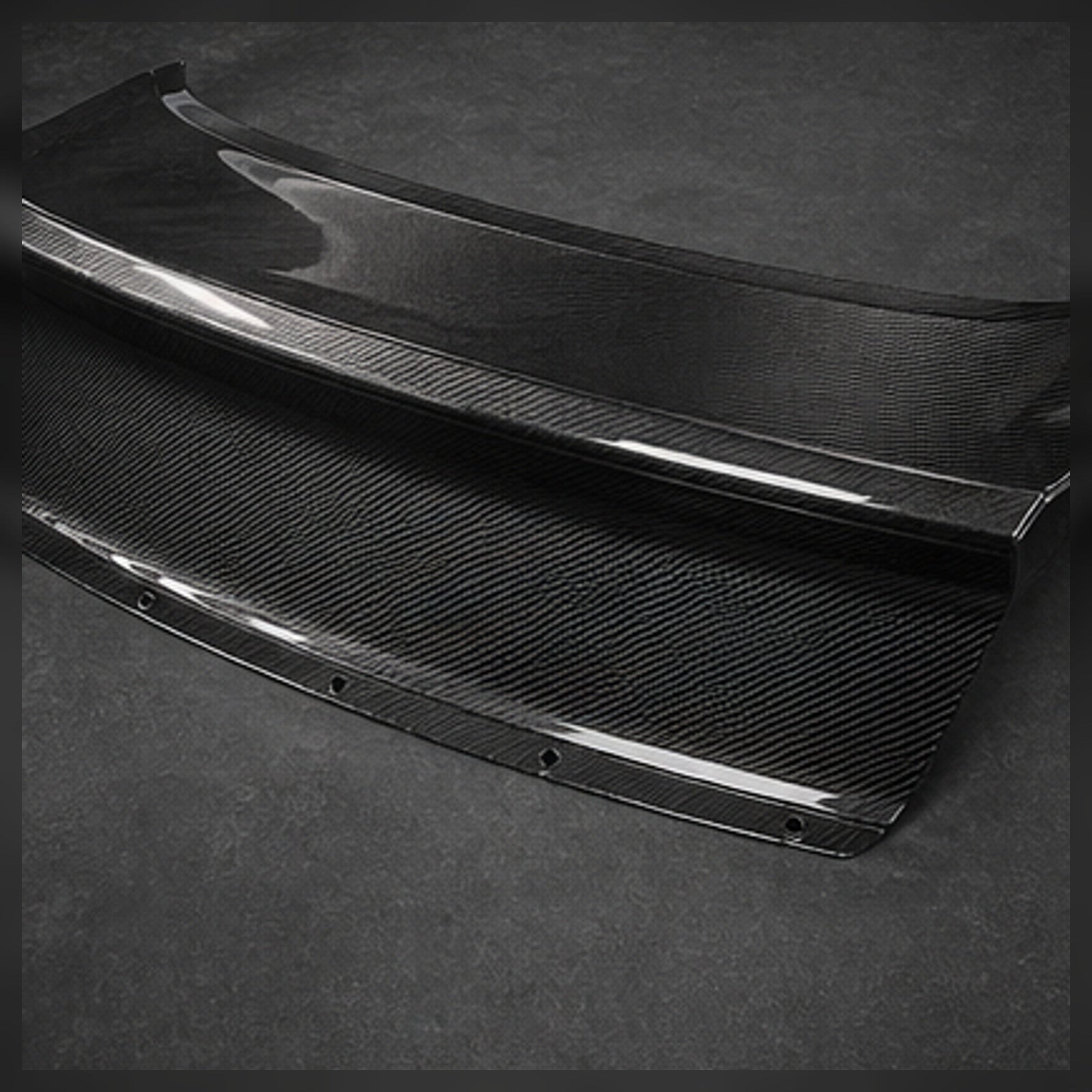 [CPIMG-BATCH:2013-2016-mustang-s550-carbon-fiber-decklid-b1pi2h--03] 2013-2016 Mustang S550 Carbon Fiber Decklid Clean stock product