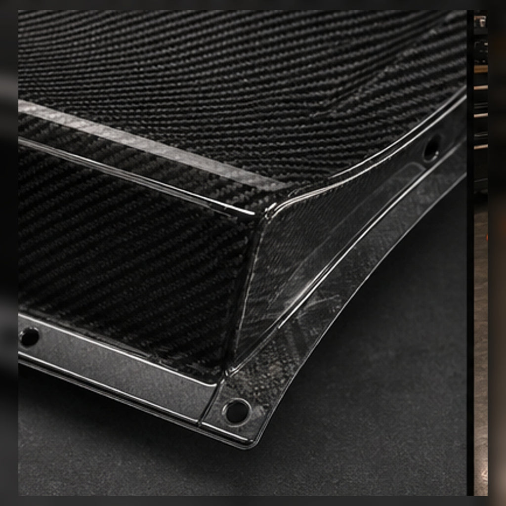 [CPIMG-BATCH:2013-2016-mustang-s550-carbon-fiber-decklid-b1pi2h--04] 2013-2016 Mustang S550 Carbon Fiber Decklid Carbon detail