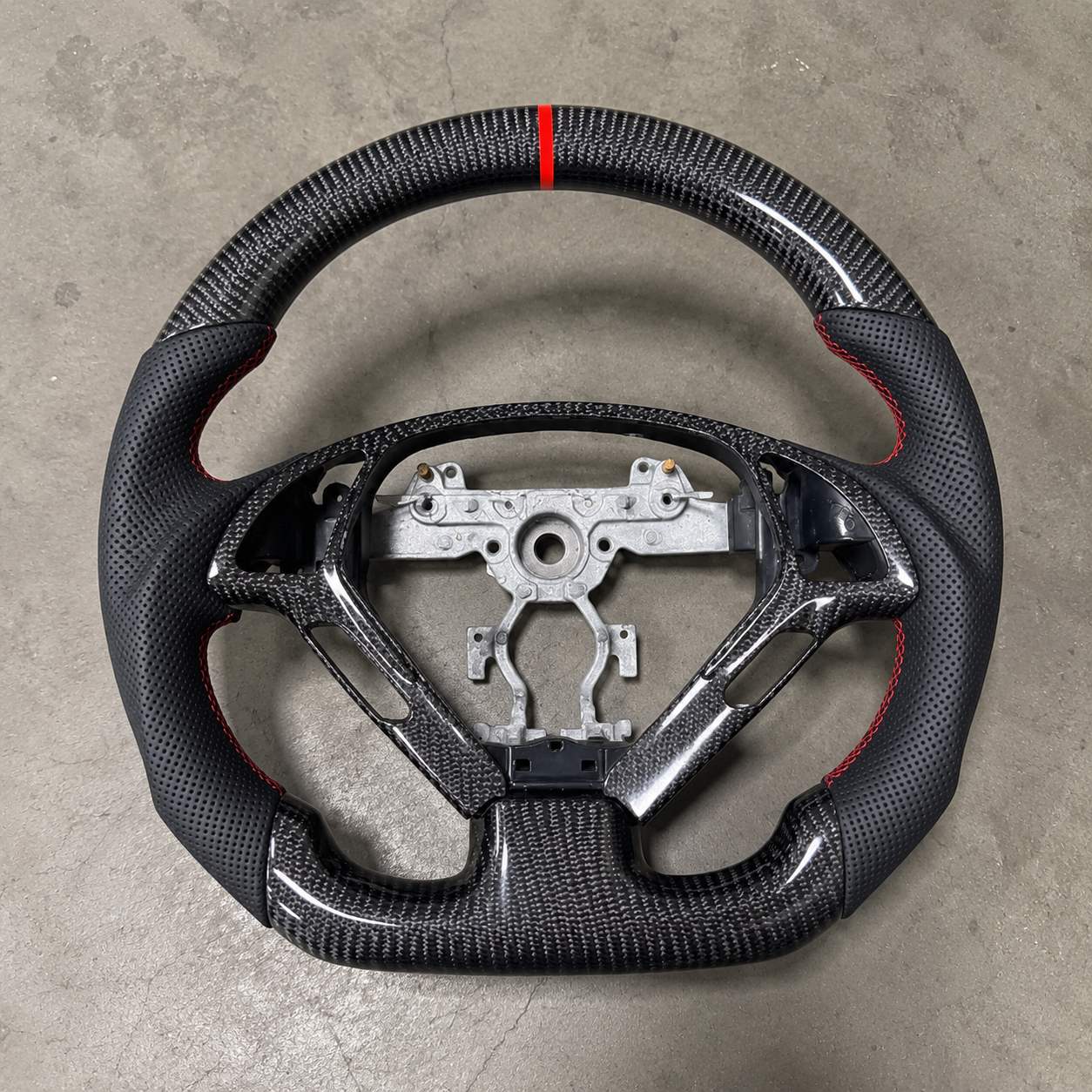2008-2017 Infiniti G37/G35/G25/G20/Q60 Coupe Sedan Carbon Fiber Steering Wheel