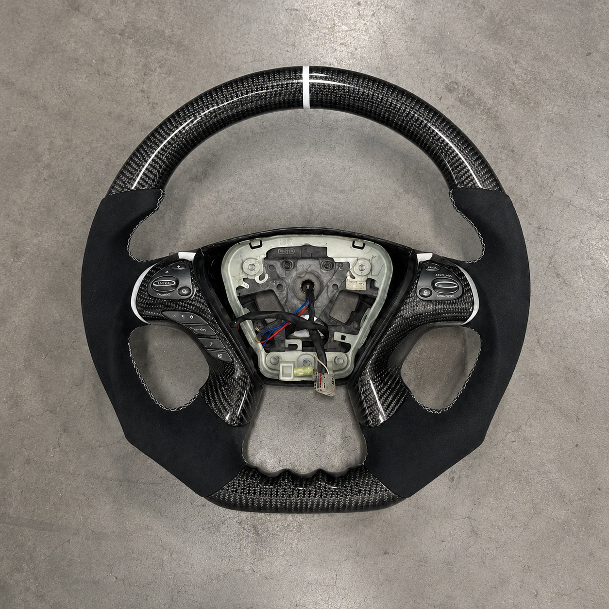 2010-2016 Infiniti Q70/QX70 Sport Leather Carbon Fiber Steering Wheel