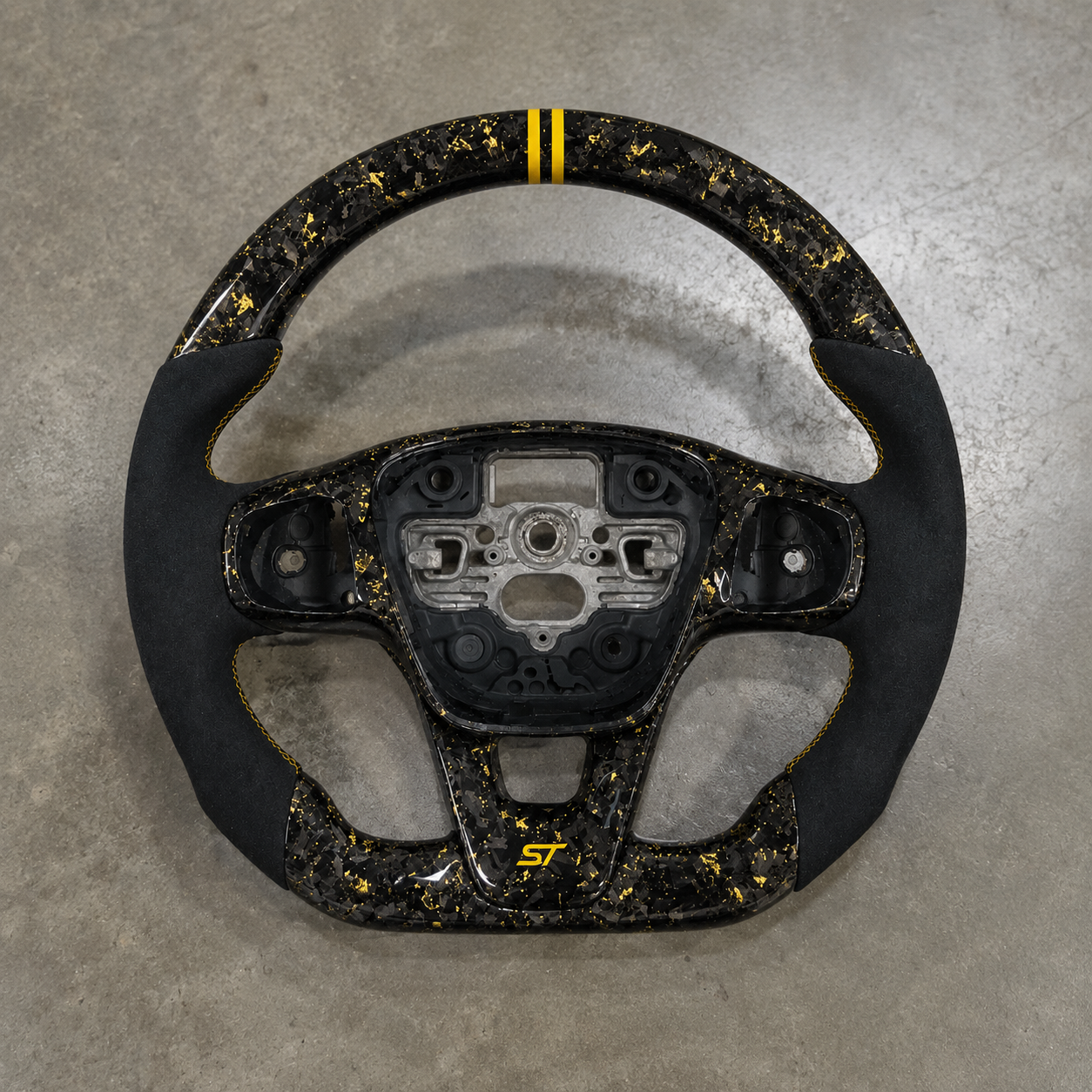 2015 Ford Focus MK4 RS/ST Leather Forged Carbon Fiber Steering Wheel