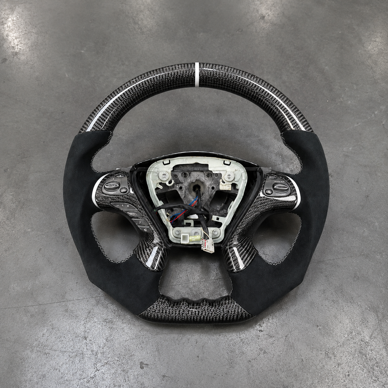2010-2016 Infiniti Q70/QX70 Sport Leather Carbon Fiber Steering Wheel