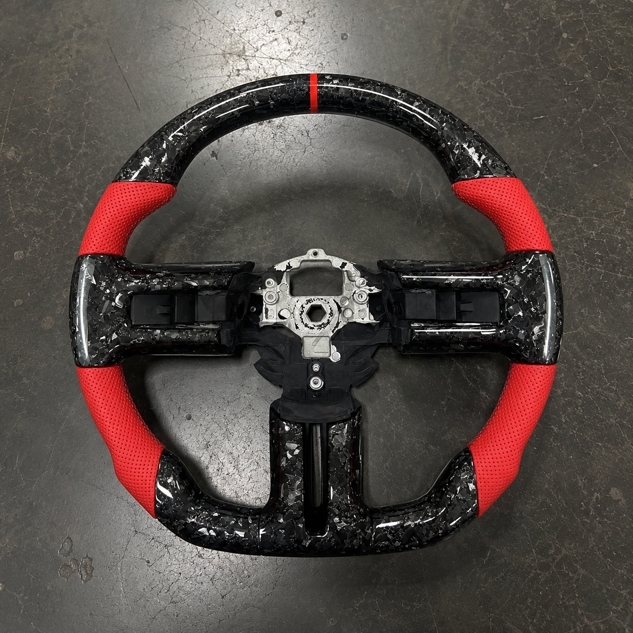2005-2014 Ford Mustang S197 GT Carbon Fiber Leather Steering Wheel