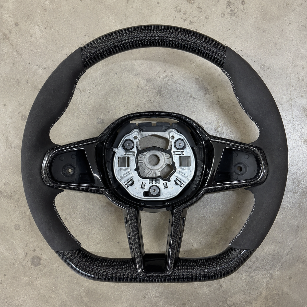 2017-2024 BMW G-Series M2/M3/M4 CS Carbon Fiber Steering Wheel